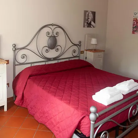 Torre Degli Onesti Bed & Breakfast Lucca