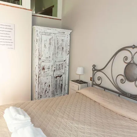 Torre Degli Onesti 3* Lucca