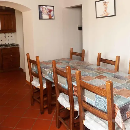 Torre Degli Onesti Lucca