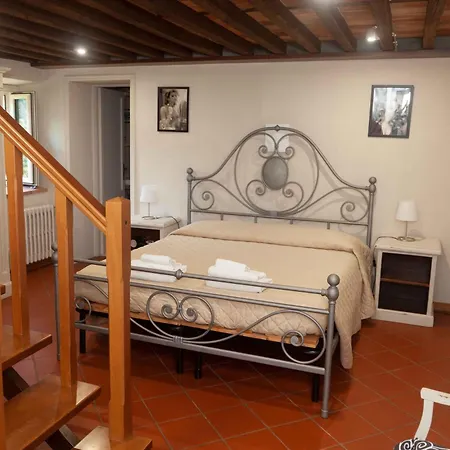 Torre Degli Onesti 3* Lucca